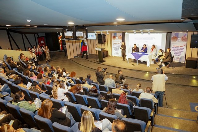 encuesta servicios salud enfermedades huerfanas colombia enhu308